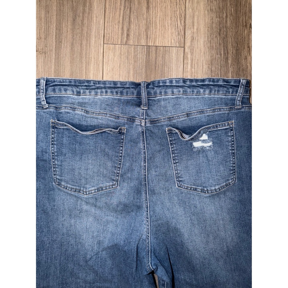 Arula Womens Distressed Straight Leg Jeans Medium Wash Raw Hem Size 18 112506 J1 - Picture 9 of 10